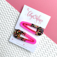 Load image into Gallery viewer, GLITTER-FILLED HAIR GRIPS