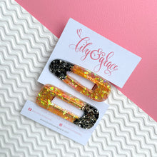 Load image into Gallery viewer, GLITTER-FILLED HAIR GRIPS