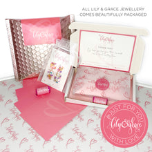 Load image into Gallery viewer, Gold Leaf Pendant