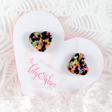 Load image into Gallery viewer, GLITTER HEART STUDS