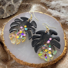 Load image into Gallery viewer, MONSTERA