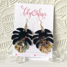 Load image into Gallery viewer, MONSTERA