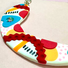 Load image into Gallery viewer, FUNKY NECKLACE 001

