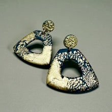 Load image into Gallery viewer, DANGLERS 124
