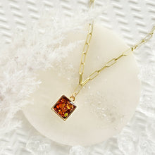 Load image into Gallery viewer, SQUARE GLITTER PENDANT
