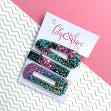Load image into Gallery viewer, GLITTER-FILLED HAIR GRIPS
