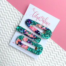 Load image into Gallery viewer, GLITTER-FILLED HAIR GRIPS
