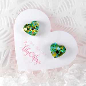 GLITTER HEART STUDS