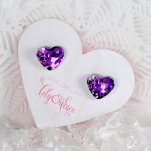 Load image into Gallery viewer, GLITTER HEART STUDS
